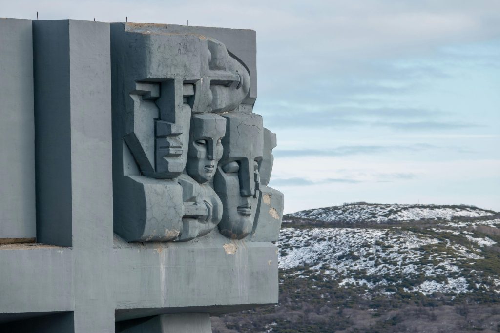 Abstract sculpture of faces